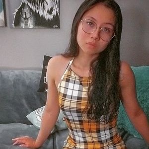 Meet your Posher, Abbie